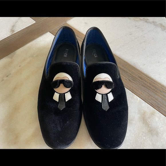 Fendi Karlitos - Picture 1 of 2